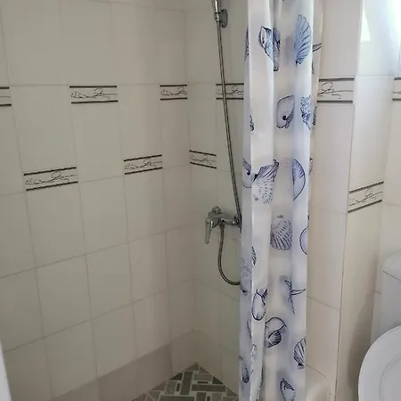 Pensiune Casa Ely Si Rolly - Fosta Casa Mattia 3*