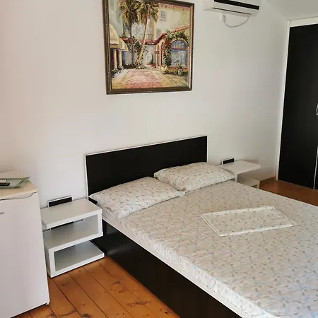 Casa Ely Si Rolly - Fosta Casa Mattia Pensiune 3*