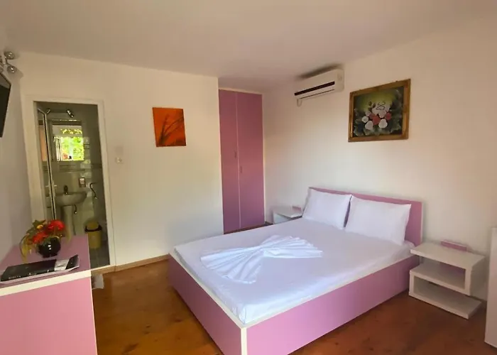 Casa Ely Si Rolly - Costinesti Guest house 3*